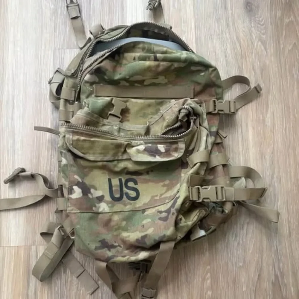 US MOLLE 11 Assault Pack